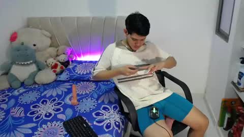 Jayder Steven online show from April 29, 3:22 am