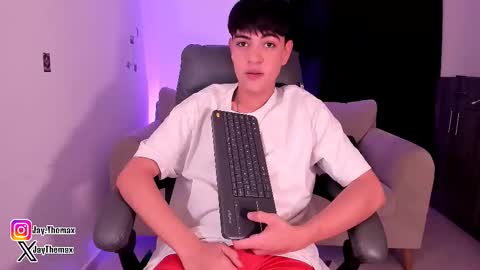 jaythomax online show from October 10, 1:43 am