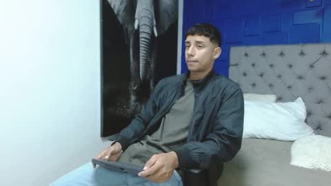 jaze_bradley online show from February 26, 11:20 am