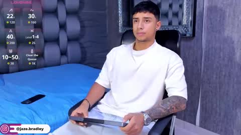 jaze_bradley online show from October 4, 11:26 am