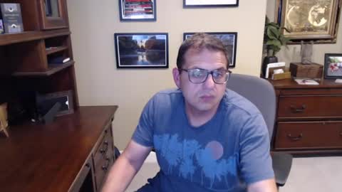 jbearly4 online show from July 21, 12:56 am
