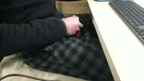 jc200000 online show from March 9, 5:51 pm