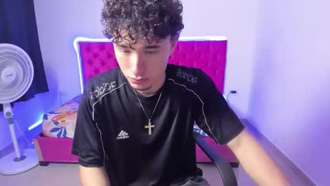 jean_burns online show from February 1, 10:08 pm