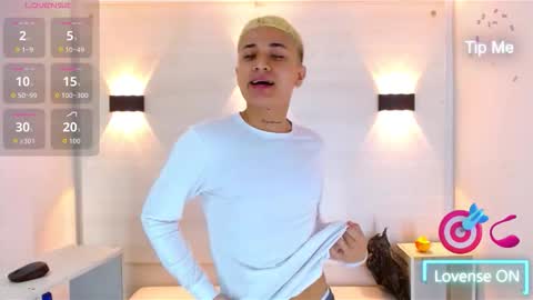 jeic 18 online show from October 3, 12:32 pm