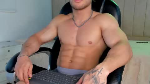 jeicob gagnon online show from November 10, 2:55 pm