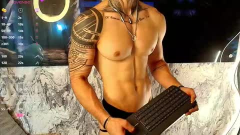 Snapshot of jeins_carter chatting on October 18, 4:01 pm JC online show from October 18, 4:01 pm