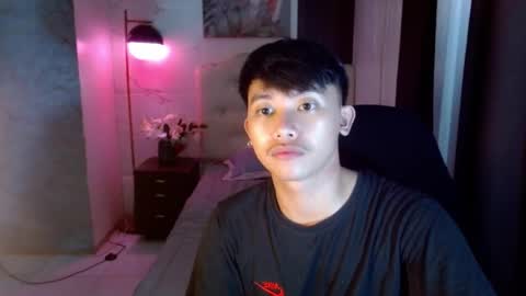 jeppie online show from December 2, 6:38 am