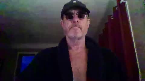 jerflor online show from January 7, 4:45 pm