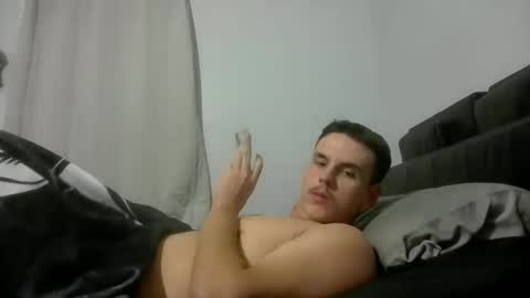 jerkjon1692 online show from December 15, 7:27 am