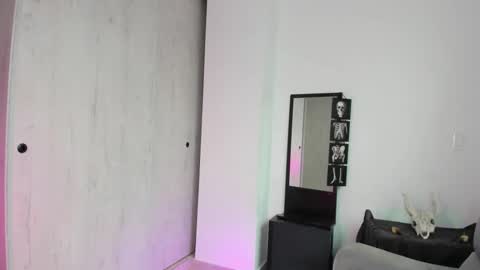 Angelo online show from January 8, 7:30 pm