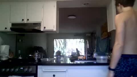 Snapshot of jessecalloway chatting on September 23, 6:40 pm jchotguy online show from September 23, 6:40 pm
