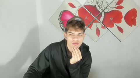 jesshot_bigcock online show from April 2, 2:14 pm