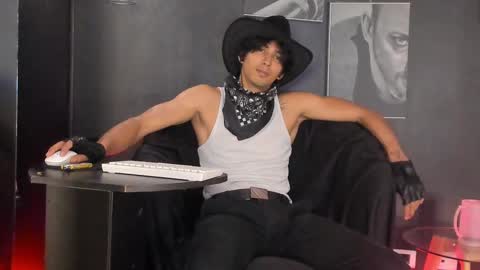 Snapshot of jett_savage chatting on October 8, 2:43 pm jett_savage online show from October 8, 2:43 pm