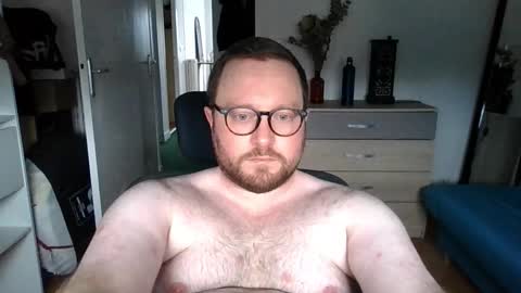 jeuneloup92 online show from November 15, 9:22 am