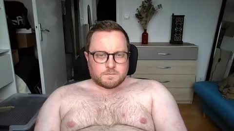 jeuneloup92 online show from March 13, 4:03 pm