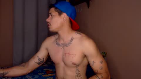 jffer_slhom online show from April 17, 10:56 pm