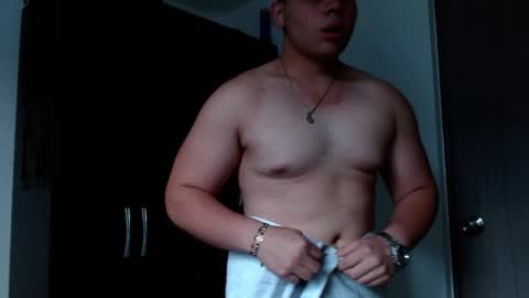 Snapshot of jgansta300 chatting on October 9, 9:20 pm jgansta300 online show from October 9, 9:20 pm