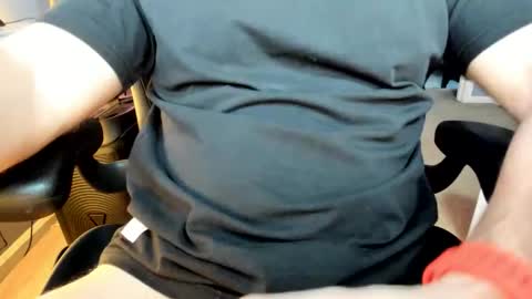 jhernandez13 online show from January 31, 10:19 pm