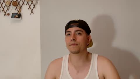 Jhoan Saenz online show from March 12, 2:52 am