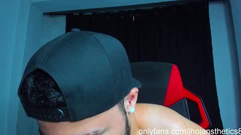 Jhojan Strong  online show from March 23, 3:34 am