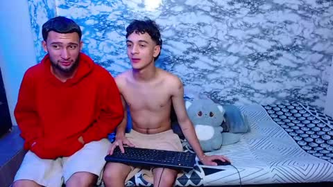 jhonay__cute online show from April 16, 6:46 am