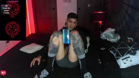 jhonny_ackerman online show from November 28, 4:37 am