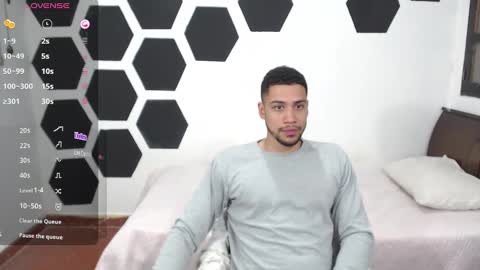 Jhors online show from December 12, 4:37 am