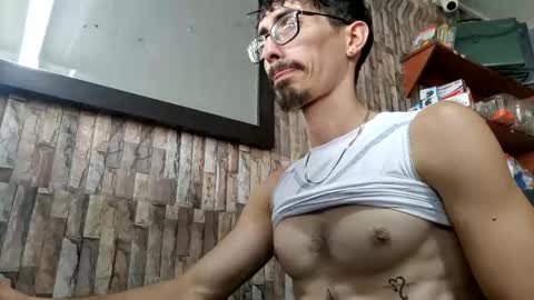 Jhosuamoore  online show from April 18, 7:18 pm