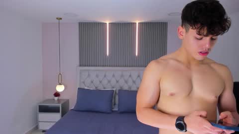 jhoumod_21 online show from November 20, 3:28 am