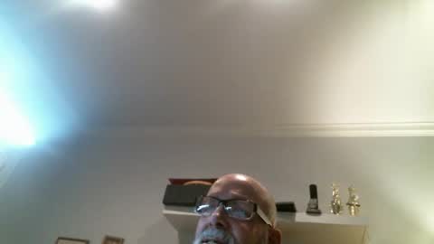 jigsaw54321 online show from March 6, 5:59 am