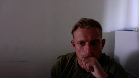 jim_2512 online show from May 23, 11:05 am