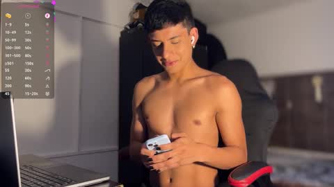 jim_dancer online show from February 8, 4:36 pm