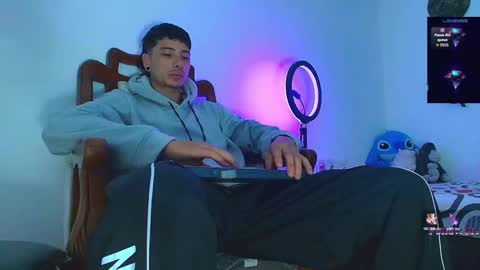 Jimm  Independent Model  online show from February 28, 8:24 am