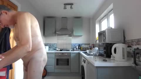 Jim Redgewell online show from April 19, 6:10 pm