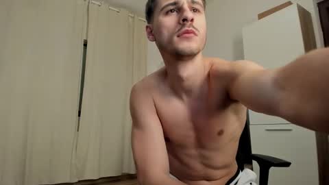 AlphaJimmy online show from November 7, 7:39 pm