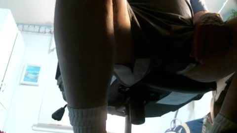 jimwellhung online show from December 21, 4:53 am