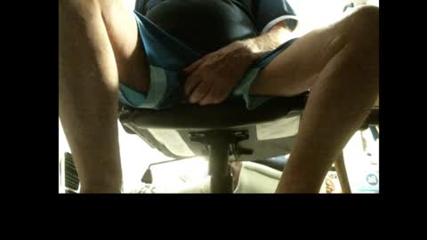 jimwellhung online show from February 6, 4:10 am