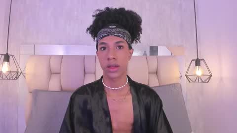 Johan  online show from December 2, 11:46 am