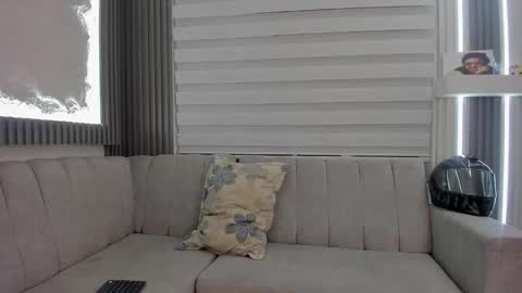 Johan Williams online show from September 17, 3:07 am