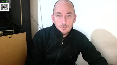 Snapshot of johanbarker chatting on January 5, 7:49 pm Johan online show from January 5, 7:49 pm