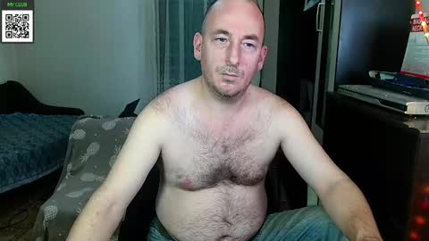 Snapshot of johanbarker chatting on January 2, 12:24 pm Johan online show from January 2, 12:24 pm