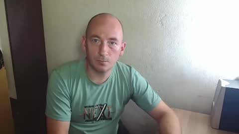 Snapshot of johanbarker chatting on October 13, 10:54 am Johan online show from October 13, 10:54 am