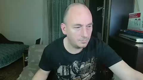 Snapshot of johanbarker chatting on January 18, 12:26 pm Johan online show from January 18, 12:26 pm