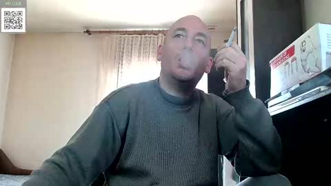 Snapshot of johanbarker chatting on March 6, 11:25 am Johan online show from March 6, 11:25 am