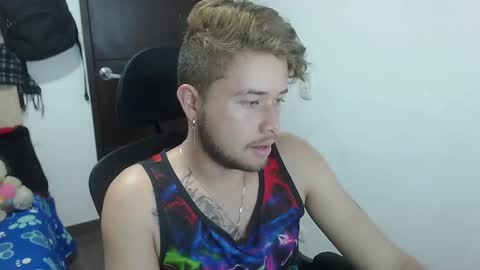 JOHAN independient model online show from October 24, 2:41 pm