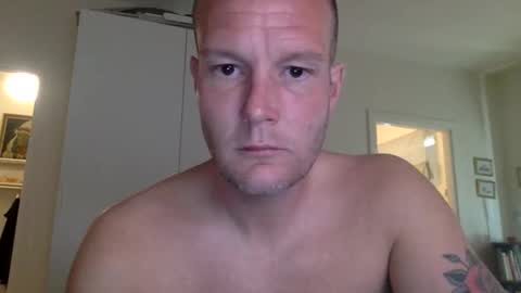 johannesjohnsson780 online show from April 26, 3:53 pm