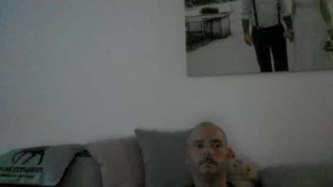 johannsen7733 online show from December 4, 7:39 am