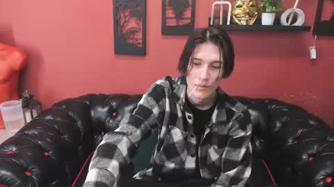 john__strong online show from June 12, 3:32 pm