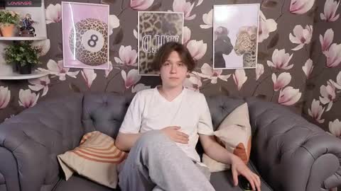 john__strong online show from May 19, 4:13 pm