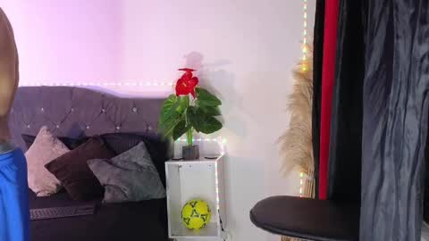 John  online show from June 3, 12:07 pm